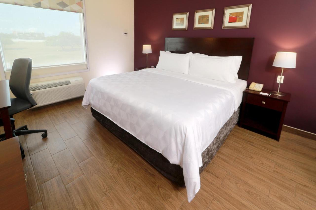 Holiday Inn Reynosa Industrial Poniente By Ihg Екстериор снимка